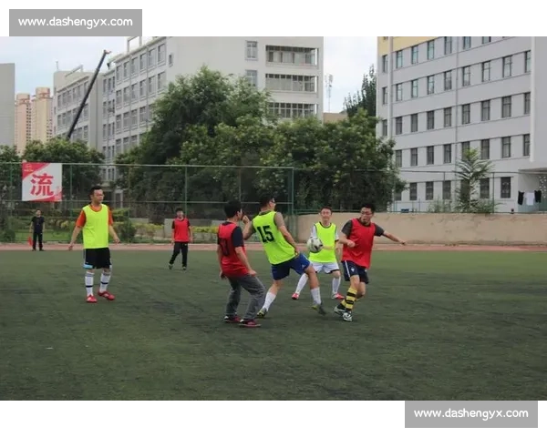 以篮球比赛多线路协同为核心的观赛体验与战术解析新视角探索方法